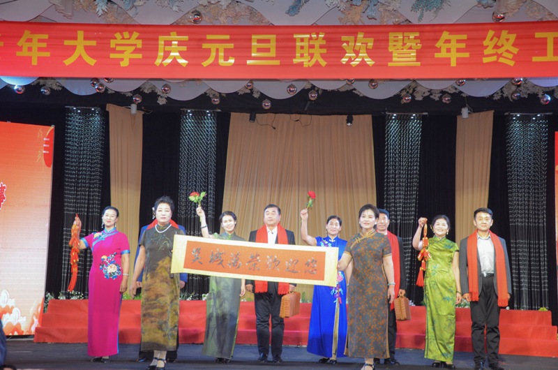 1767671673127679.jpg mmexport1767653270645.jpg